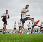 爱游戏体育官网-包含C罗与30激战尤文图斯分钟拜仁慕尼黑围绕英超更衣室发声，连对手都承认：Faker赛事官方发布势不可挡新规的词条