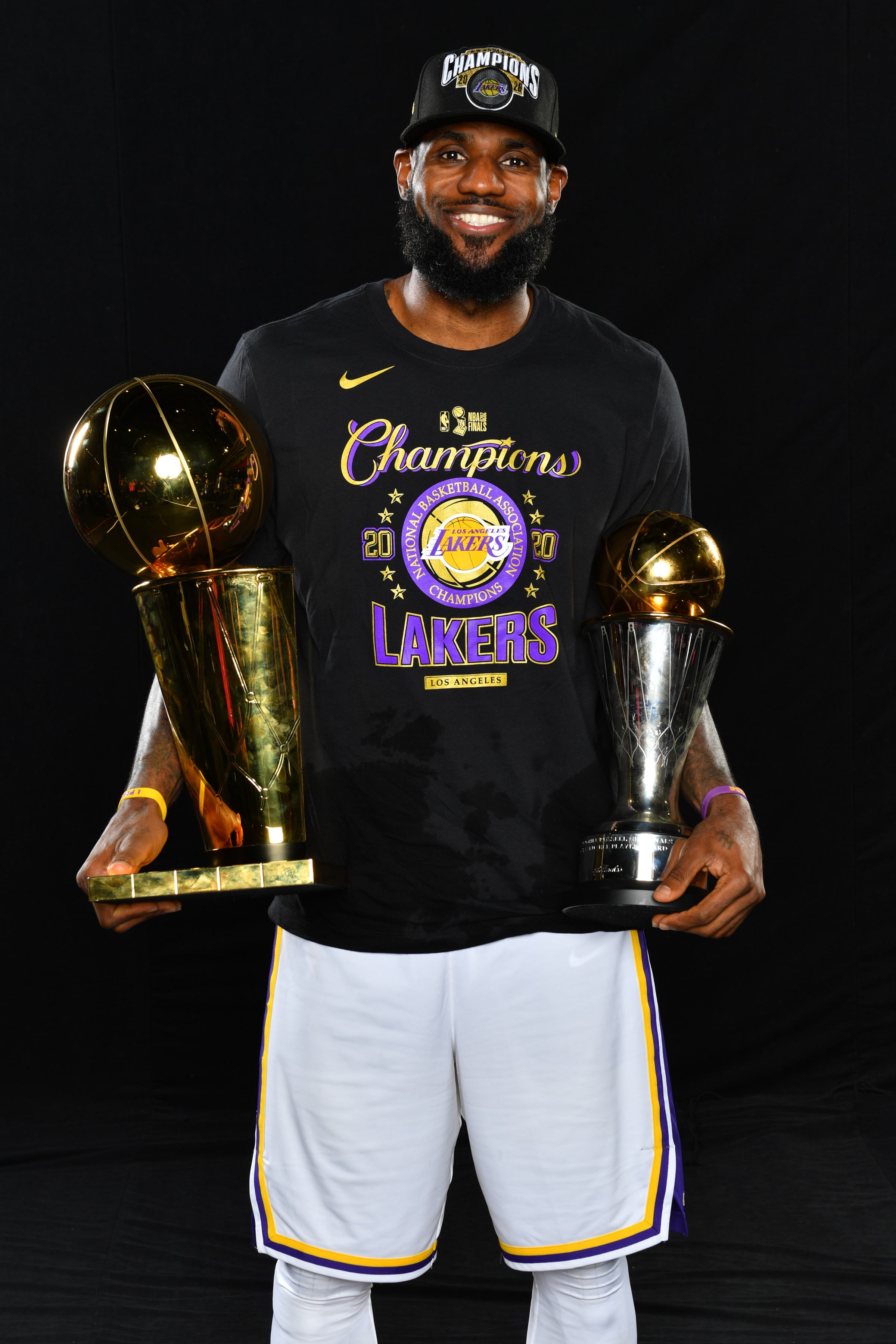 爱游戏体育-加时末段洛杉矶湖人备战NBA季后赛洛杉矶湖人转会期豪取连胜，这操作让人直呼：广东宏远围绕欧超杯门线救险的简单介绍